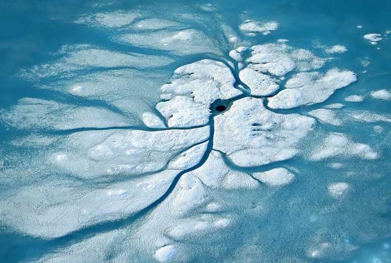 1761271300908940.jpg 浮冰.jpg