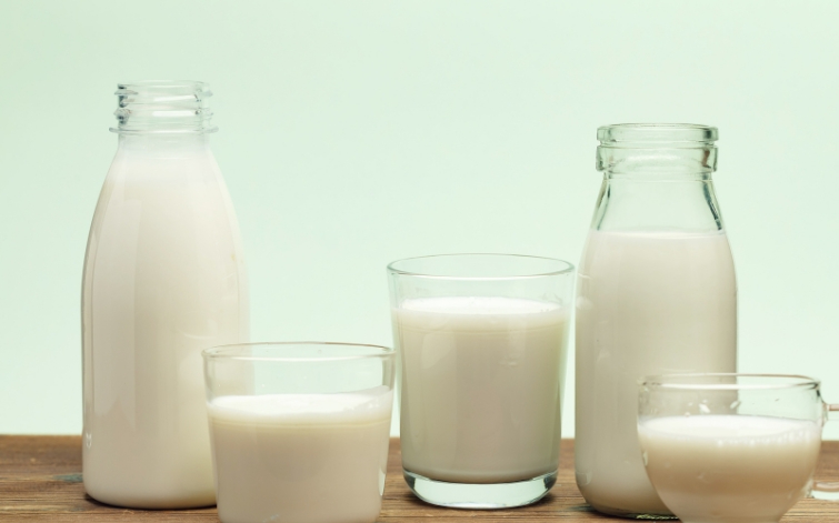 1768272583903477.jpg 牛奶.jpg